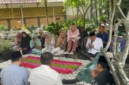 Setelah Gus Dur Ditetapkan Pahlawan Nasional, Yenny Wahid di Jombang: Perjuangan Beliau dari Nurani Foto BeritaJatim.com