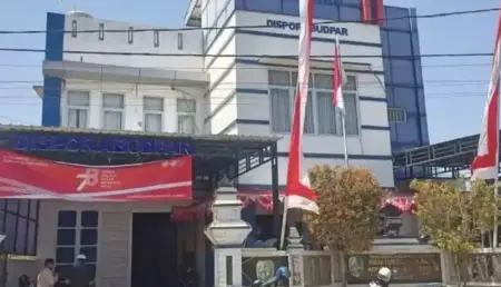 Disporabudpar Sampang Perketat Pengamanan Wisata Hadapi Cuaca Ekstrem Foto BeritaJatim.com