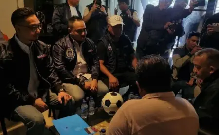 Maju Ketua PSSI Jatim, Raja Siahaan Bawa 65 Suara Dukungan Foto BeritaJatim.com