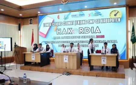 Cerdas Cermat Pelajar di Bojonegoro Angkat Tema Anti Korupsi Foto BeritaJatim.com