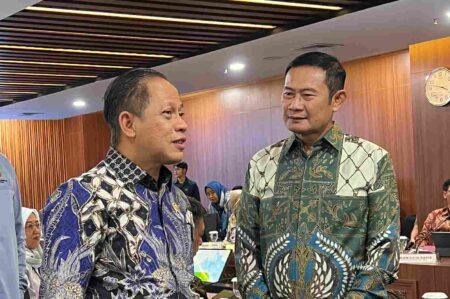 Lamongan Kirim 100 Ton Sampah per Hari ke PSEL Surabaya Raya Mulai 2026 Foto BeritaJatim.com