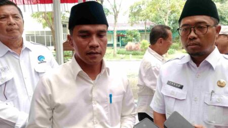 SDN Balung 01 Disegel, Bupati Bangkalan Ultimatum Pengklaim Lahan Foto BeritaJatim.com