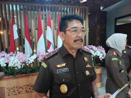 Viral di Medsos, Kejati Jatim Pangkas Tuntutan Kakek Masir Jadi 6 Bulan Penjara Foto BeritaJatim.com