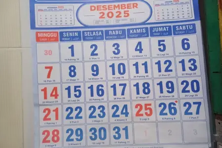 Ini Jadwal Libur dan Cuti Bersama Desember 2025, Akhir Tahun Makin Seru! Foto BeritaJatim.com