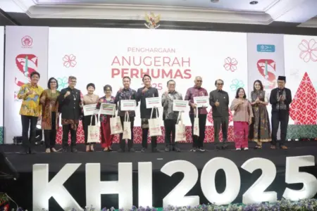 KHI 2025 Hari Kedua: Perhumas Sebut Gen Z Arsitek Komunikasi, Ajak Lawan Budaya Clickbait Foto BeritaJatim.com