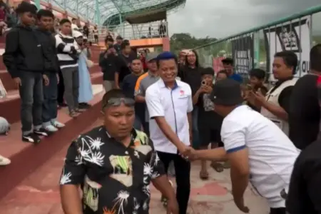 PSBI Blitar Menang Derby, Wabup Beky Siapkan Bonus Rp30 Juta Jika Tembus 4 Besar Foto BeritaJatim.com