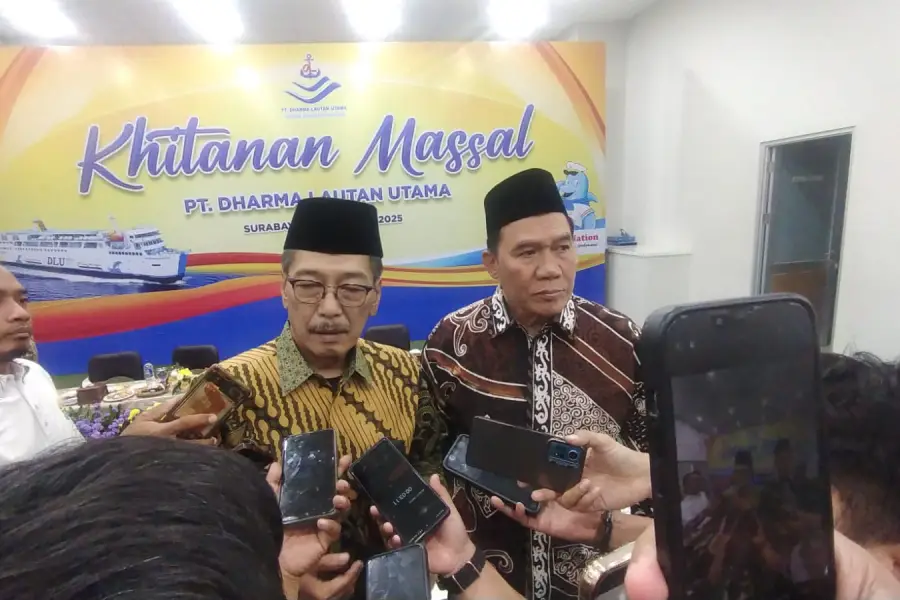 Usai Baksos Bencana Aceh-Sumatra, DLU Gelar Khitanan Massal Gratis di 5 Kota Foto BeritaJatim.com