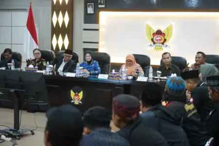 Wali Kota Kediri dan Forkopimda Dialog Bersama Perguruan Silat, Perkuat Sinergi Jaga Kerukunan Foto BeritaJatim.com