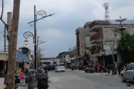 Malam Tahun Baru di Kediri Bakal Beda! Makan Pecel Gratis Bareng Wali Kota Foto BeritaJatim.com