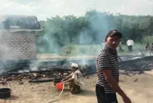 Bangunan Asrama Santri Pesantren Sumber Taman Pamekasan Ludes Terbakar Foto BeritaJatim.com