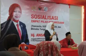 Anggota DPR RI Hj Ansari Ingatkan Kader PDIP Pamekasan Pentingnya Nilai 4 Pilar Foto BeritaJatim.com