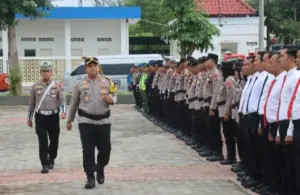 Kapolres Pamekasan Gelar Pasukan Pengamanan Nataru 2025 Foto BeritaJatim.com
