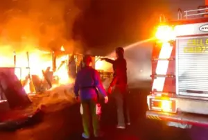 Warung Sayur di Pamekasan Ludes Terbakar Foto BeritaJatim.com