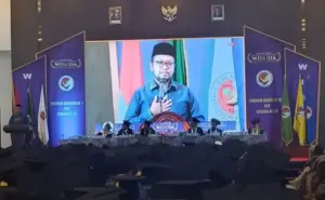 Ketua Yayasan Al-Khairat Pamekasan Ingatkan Pentingnya Jaga Identitas di Era Global Foto BeritaJatim.com