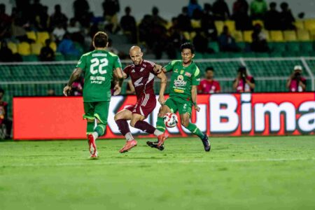 Hanya Bisa Tahan Imbang Tuan Rumah PSM, Caretaker Persebaya Bersyukur Foto BeritaJatim.com