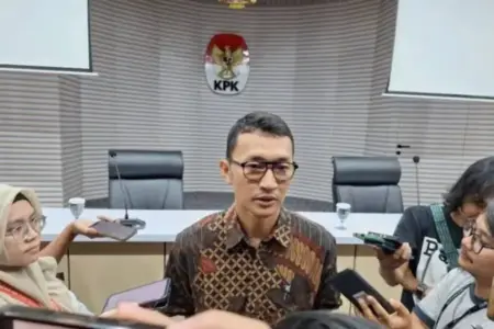 Kembangkan Kasus Ponorogo, KPK Bidik Tersangka Baru dalam Dugaan Pencucian Uang? Foto BeritaJatim.com