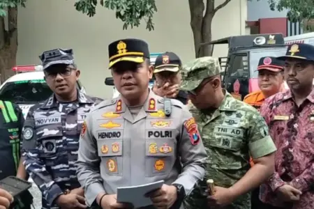 Bangkalan Potensial Macet Saat Nataru: Suramadu dan Jalur Pasar Tumpah Jadi Titik Paling Rawan Foto BeritaJatim.com