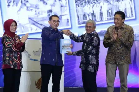 Reformulasi Sejarah Nasional, Kemenbud Luncurkan Buku Sejarah Indonesia: Dinamika Kebangsaan dalam Arus Global Foto BeritaJatim.com
