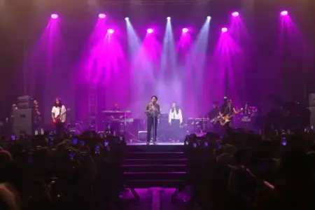 Ubaya Gelar Konser Amal untuk Korban Bencana di Sumatra Foto BeritaJatim.com
