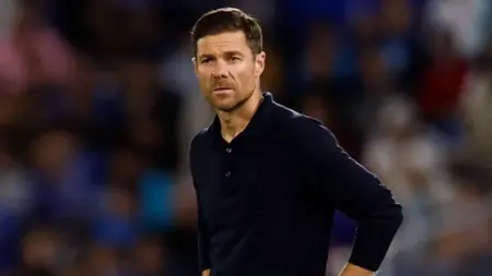 Deportivo Alaves vs Real Madrid; Awal Tiga Neraka Xabi Alonso Foto BeritaJatim.com