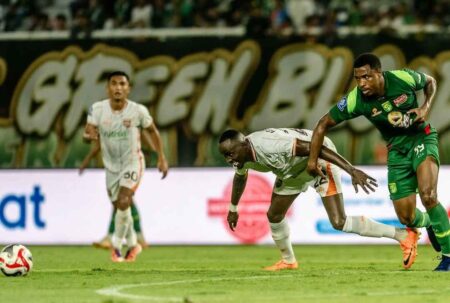 PREVIEW Persebaya vS Persijap: Bajul Ijo Siap Gaspol, Lawan Usung Ambisi Bangkit Foto BeritaJatim.com