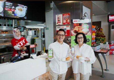 Indodana PayLater dan KFC Indonesia Kolaborasi, Beli Ayam Jadi Lebih Fleksibel Foto BeritaJatim.com