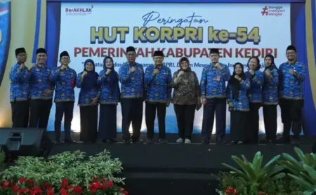 HUT KORPRI Ke-54, ASN Kabupaten Kediri Didorong Jaga Integritas dan Profesionalisme dalam Pengabdian Foto BeritaJatim.com