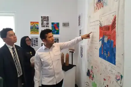 Balai RW di Ketandan Surabaya Kini Lebih Sejuk Berkat Riset Untag dan Kampus Jepang Foto BeritaJatim.com