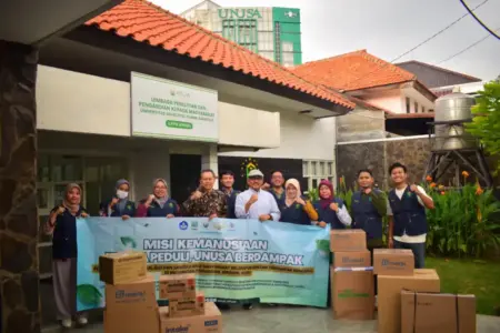 Unusa Beri Layanan Kesehatan Kelompok Rentan Korban Banjir Aceh Foto BeritaJatim.com