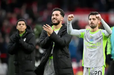 Manchester City Terus Tekan Arsenal, Tahun Baru jadi Penentuan Juara Paro Musim Foto BeritaJatim.com