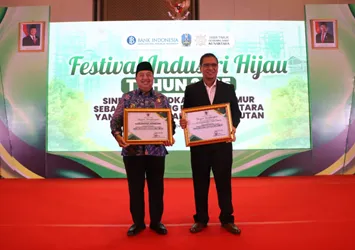 PT Cheil Jedang Indonesia Diganjar Penghargaan Industri Hijau 2025 oleh Gubernur Jawa Timur Foto BeritaJatim.com