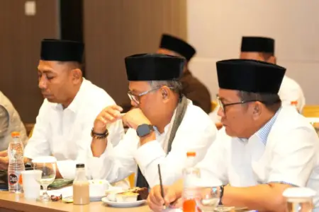 Tolak Pleno Penunjukan PJ Ketum PBNU, Kader Muda NU se-Indonesia Desak Pengurus Taati Kiai Sepuh Foto BeritaJatim.com