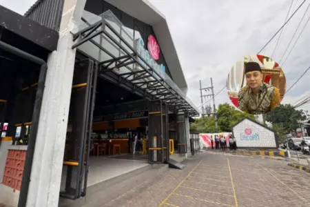 Aturan Parkir Digital 2026 Surabaya Krusial untuk Atasi Konflik Rebutan Lahan Jukir Foto BeritaJatim.com