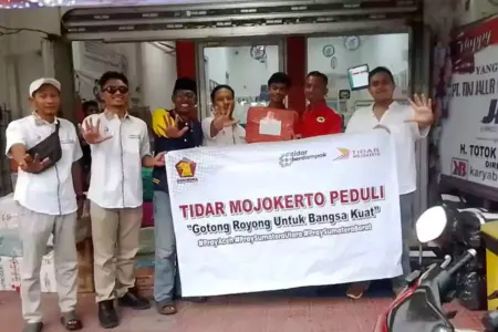Kolaborasi, Organisasi Kepemudaan Mojokerto Kirim Bantuan untuk Korban Bencana di Sumatra Foto BeritaJatim.com