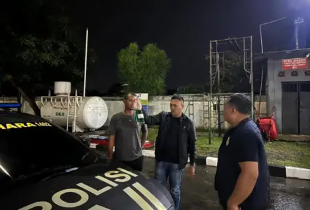 Pertalite di SPBU Banaran Lamongan Tercampur Air, Diduga Rembesan dari Hujan Foto BeritaJatim.com