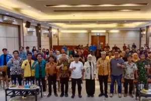 Muhamad Fauzi Resmi Dilantik Jadi Koordinator BEM Malang Raya, HM Sanusi: Kritik Harus Solutif Foto BeritaJatim.com