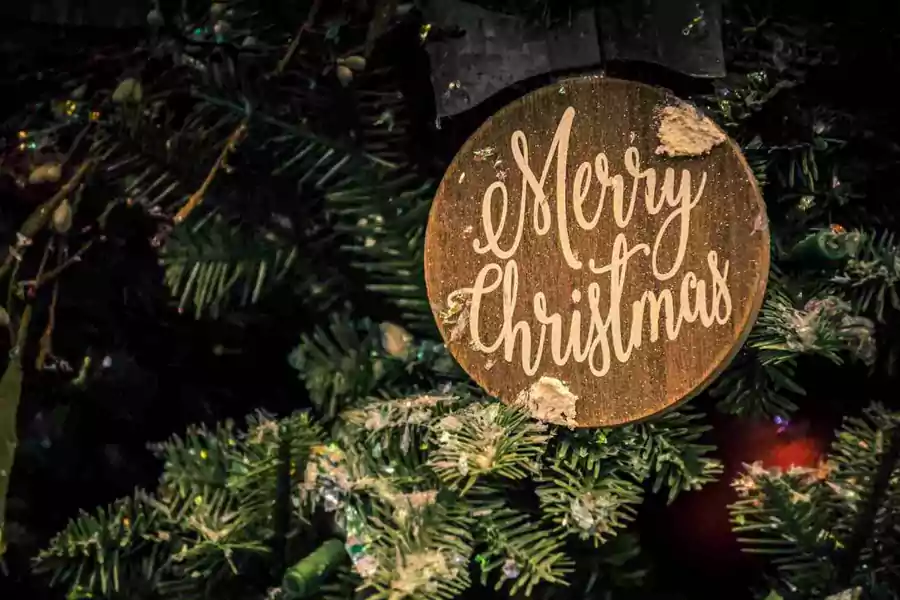 Butuh Ide Ucapan Natal? Ini 25 Contoh Chat ke Rekan Kerja yang Hangat dan Akrab Foto BeritaJatim.com