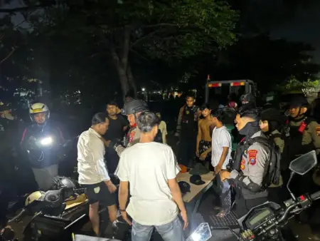 Jelang Malam Nataru, Polda Jatim Intensifkan Patroli Malam Foto BeritaJatim.com