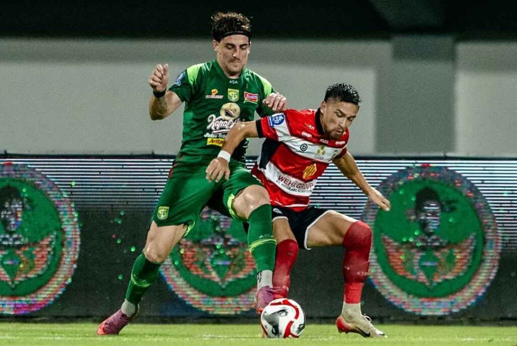 Jangan Ketinggalan! Link Live Streaming Persebaya Vs Madura United Jumat Malam Foto BeritaJatim.com